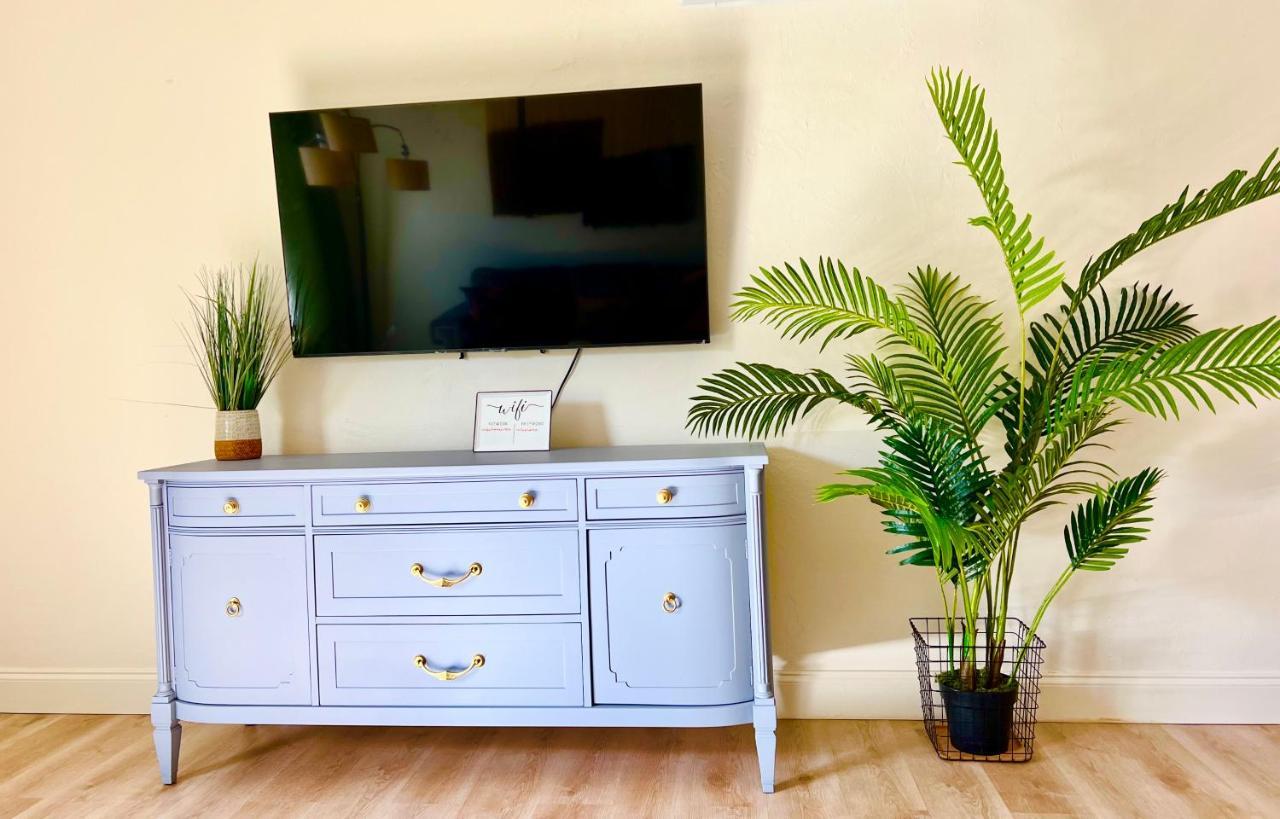 Enchanting Cozy Apartment 10 Min Away From Airport, Calle 8, Brickell, Coral Gables, The Beach And More! Μαϊάμι Εξωτερικό φωτογραφία