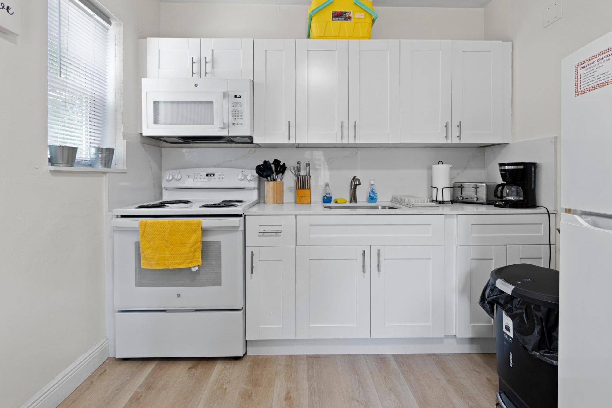 Enchanting Cozy Apartment 10 Min Away From Airport, Calle 8, Brickell, Coral Gables, The Beach And More! Μαϊάμι Εξωτερικό φωτογραφία