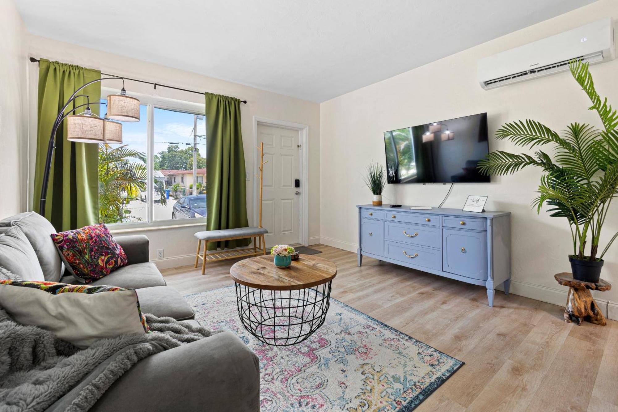 Enchanting Cozy Apartment 10 Min Away From Airport, Calle 8, Brickell, Coral Gables, The Beach And More! Μαϊάμι Εξωτερικό φωτογραφία